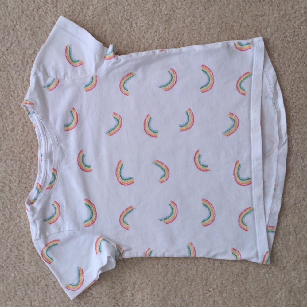 Girls Rainbow Print T-shirt (Size XS 5)